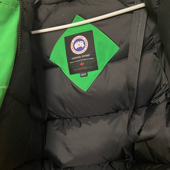 Canada Goose Montecelo Parka- Jade Green - Picture 11 of 16